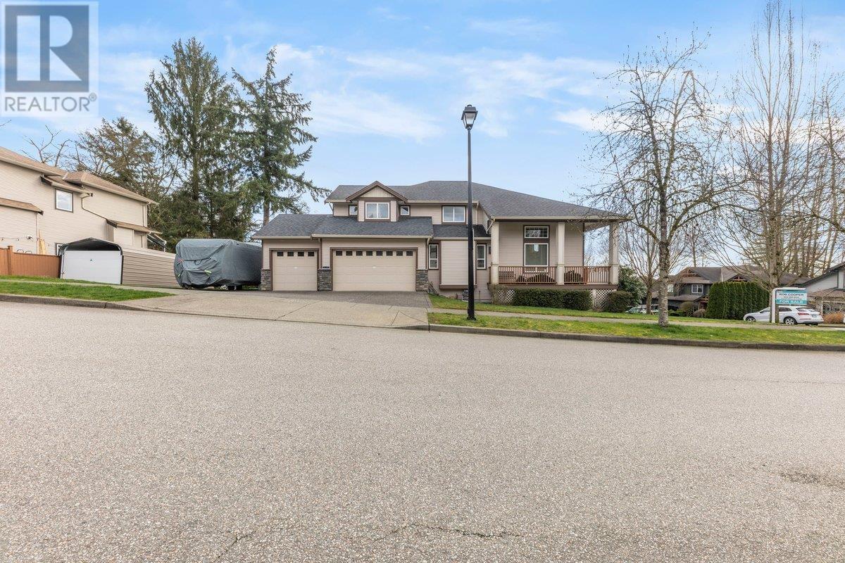 Photo 1 of 13238 237 A Street, Maple Ridge BC