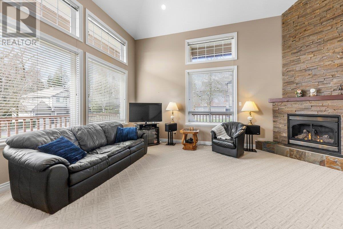 Photo 6 of 13238 237 A Street, Maple Ridge BC