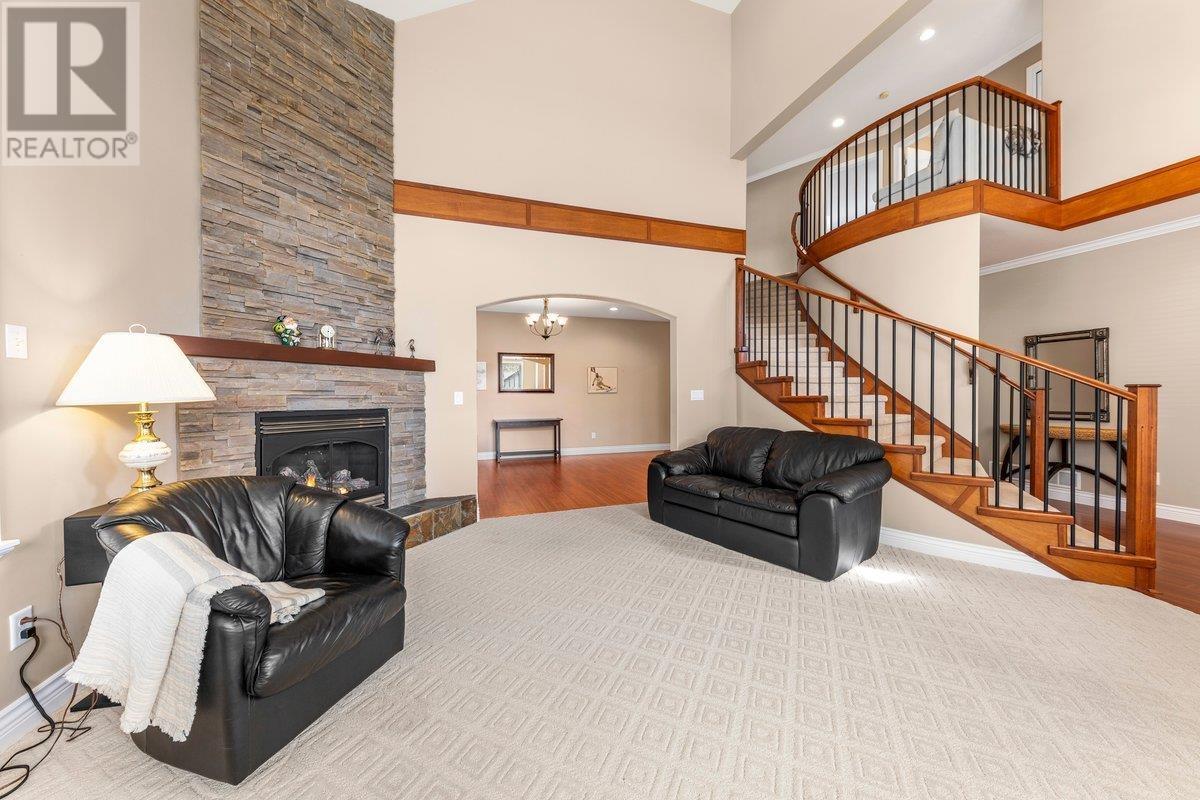 Photo 7 of 13238 237 A Street, Maple Ridge BC
