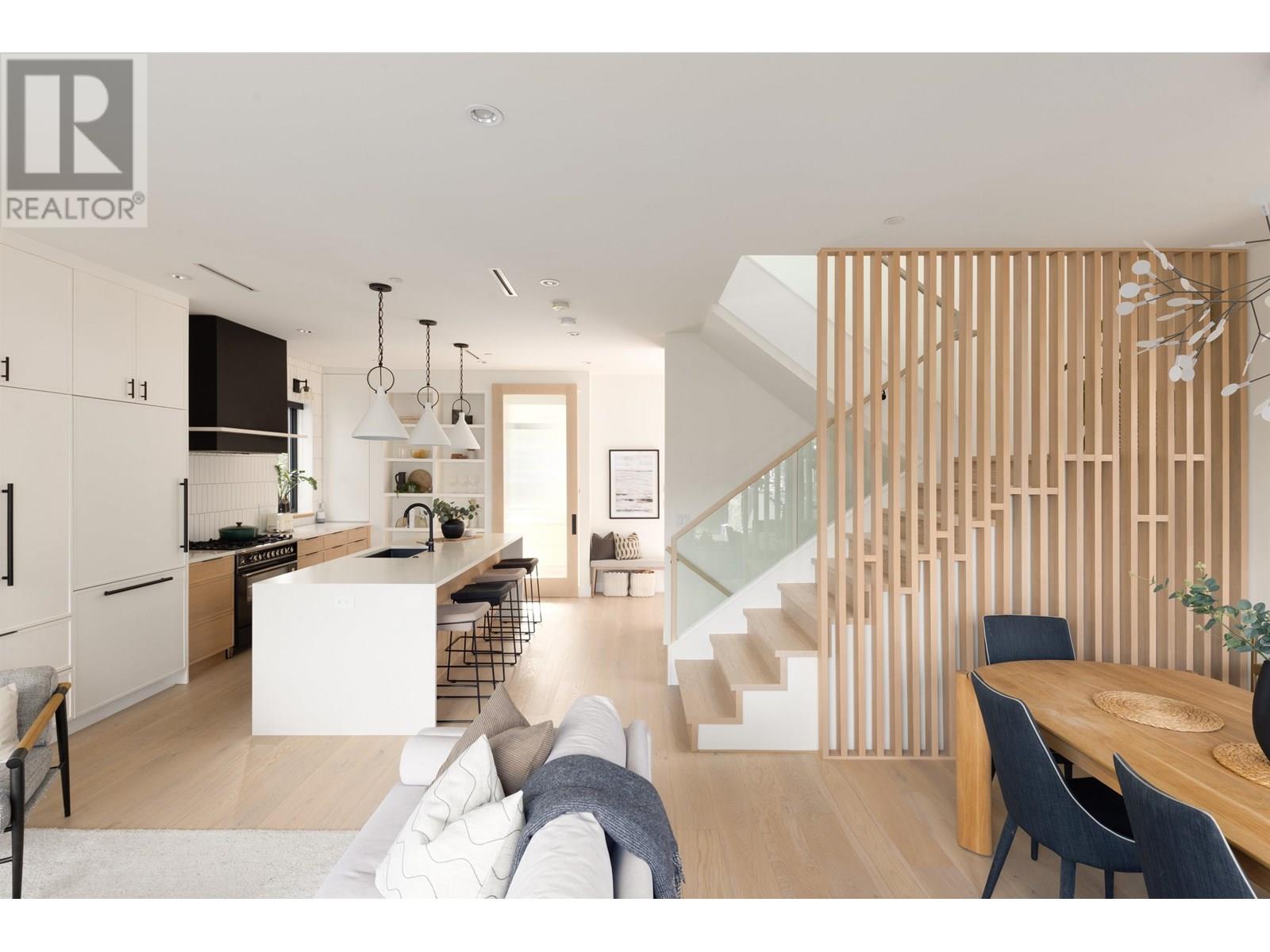 Photo 16 of 4626 Windsor Street, Vancouver BC