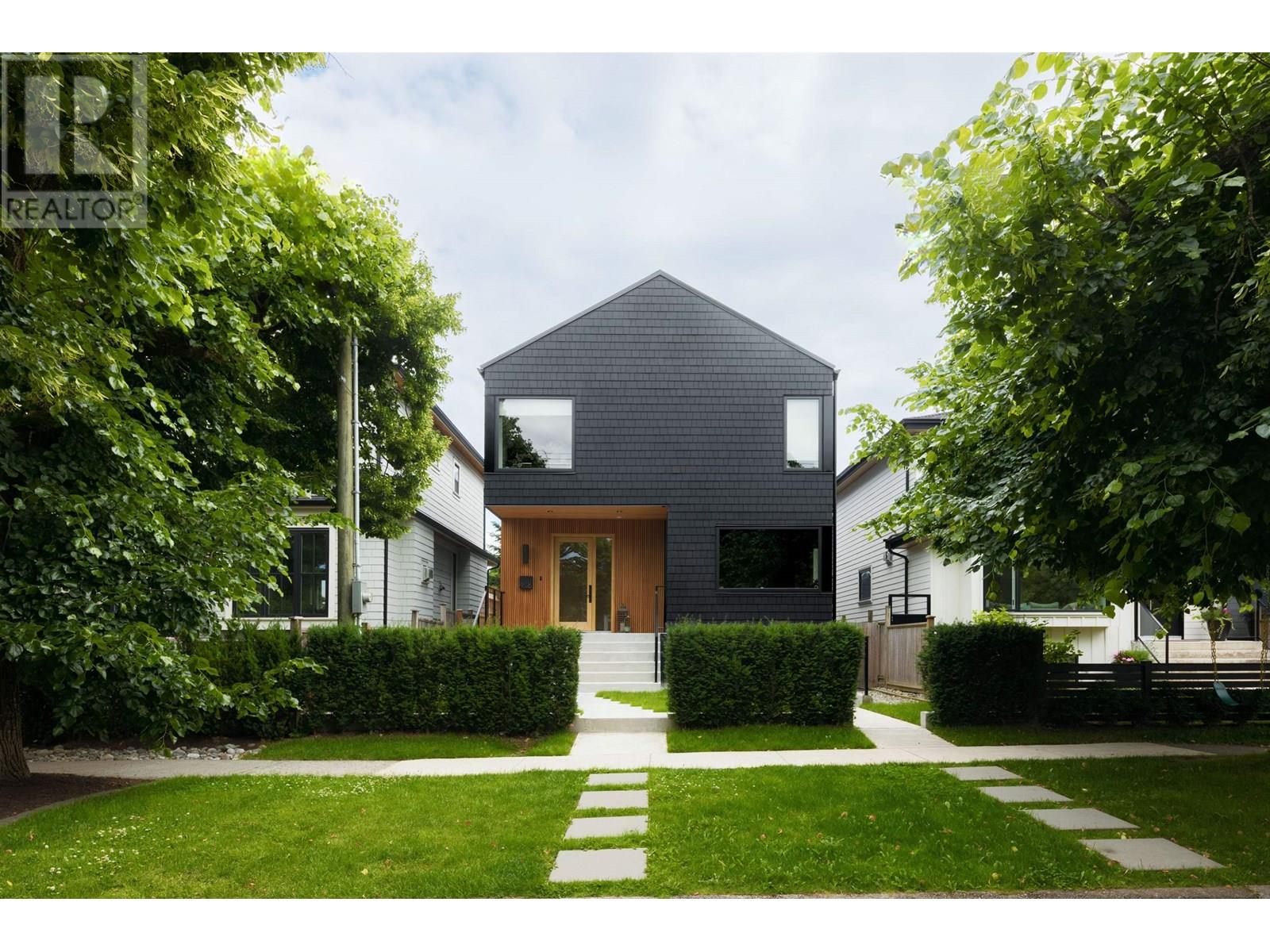 Photo 24 of 4626 Windsor Street, Vancouver BC