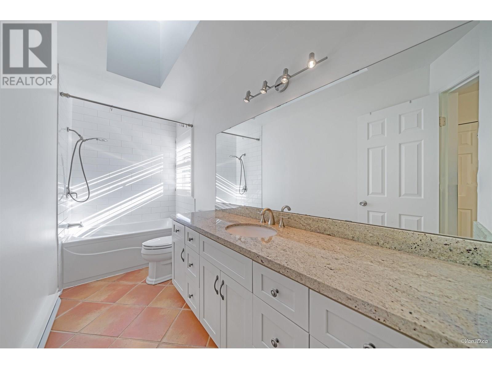Photo 24 of 1072 Clements Avenue, North Vancouver BC