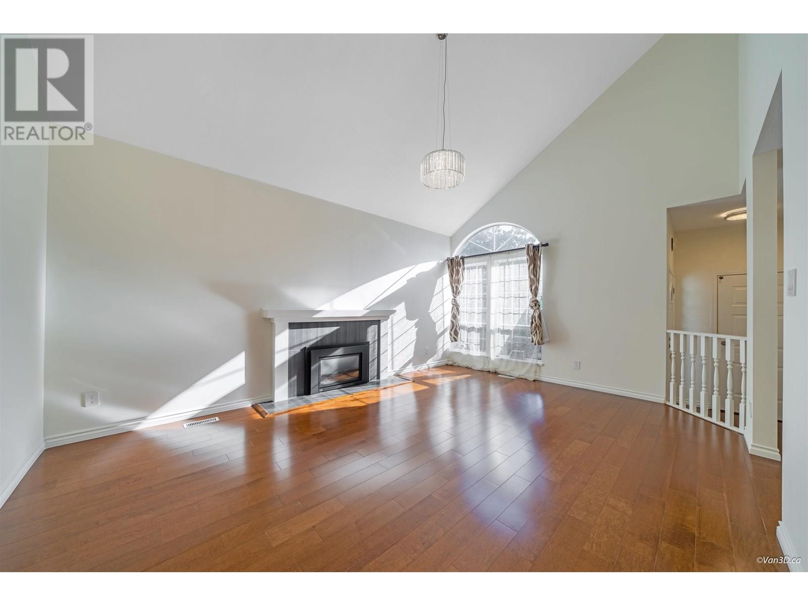 Photo 37 of 1072 Clements Avenue, North Vancouver BC