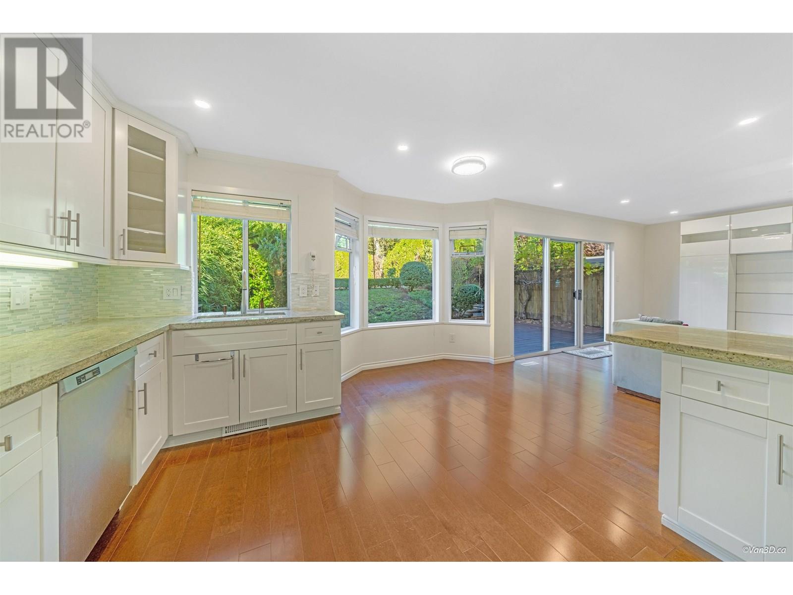 Photo 31 of 1072 Clements Avenue, North Vancouver BC