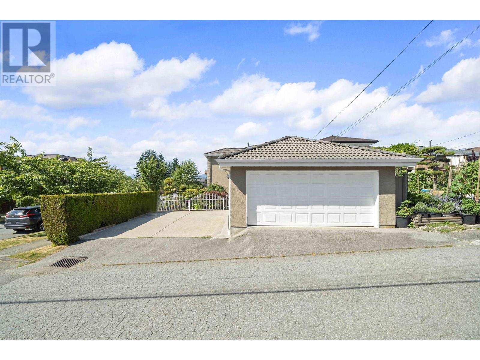 Photo 30 of 3838 Penticton Street, Vancouver BC
