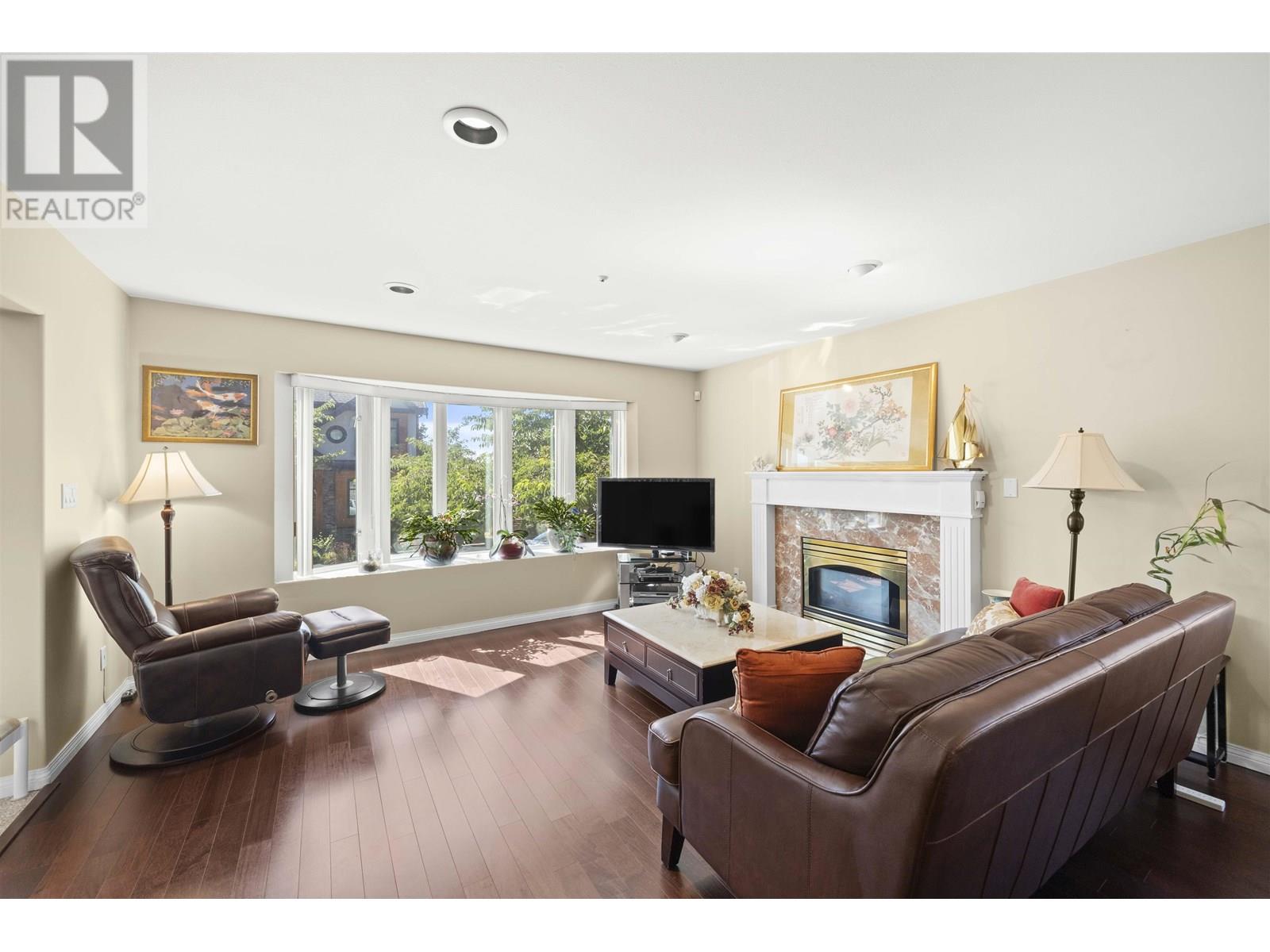 Photo 5 of 3838 Penticton Street, Vancouver BC