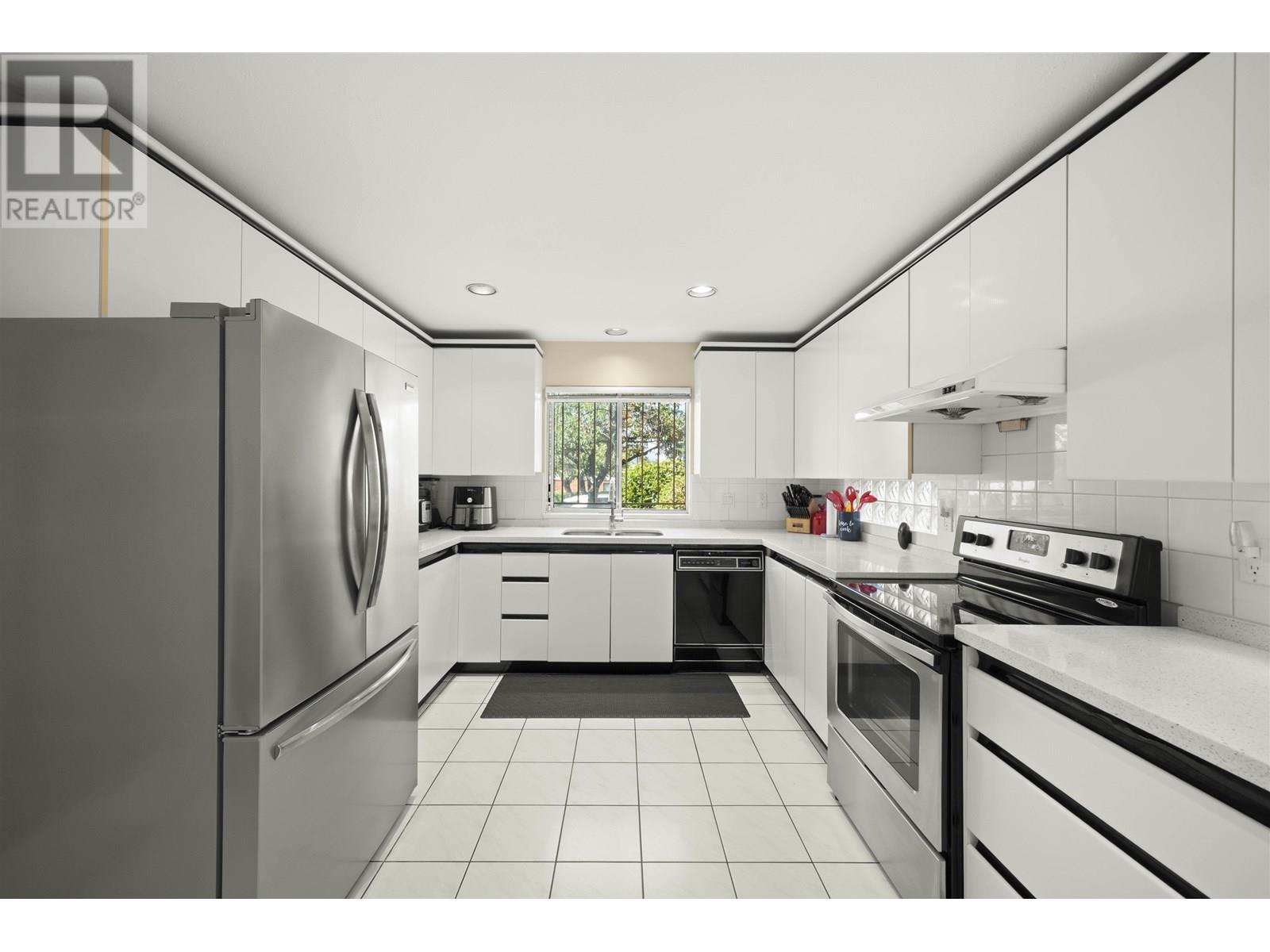 Photo 9 of 3838 Penticton Street, Vancouver BC