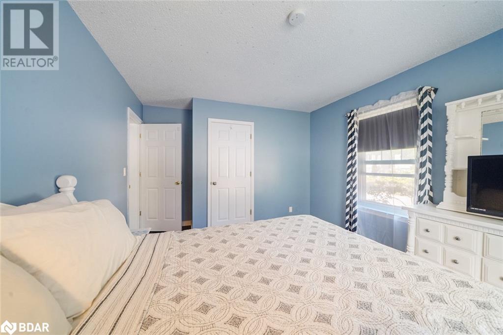 Photo 20 of 62 Riverdale Drive, Wasaga Beach ON