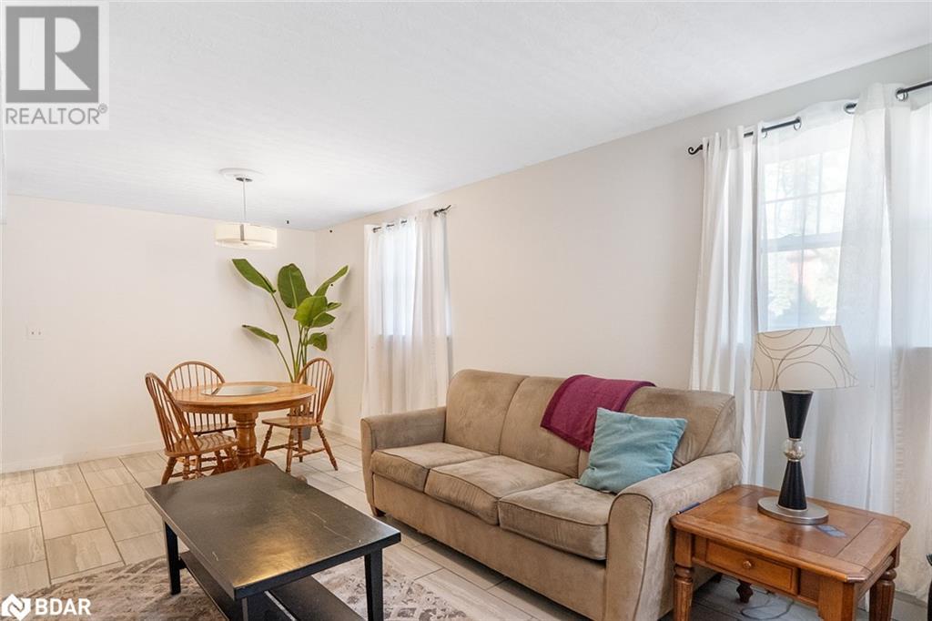 Photo 13 of 62 Riverdale Drive, Wasaga Beach ON