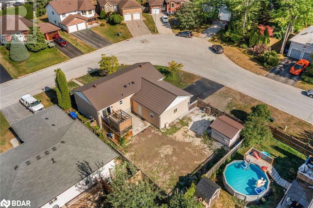 Photo 5 of 62 Riverdale Drive, Wasaga Beach ON