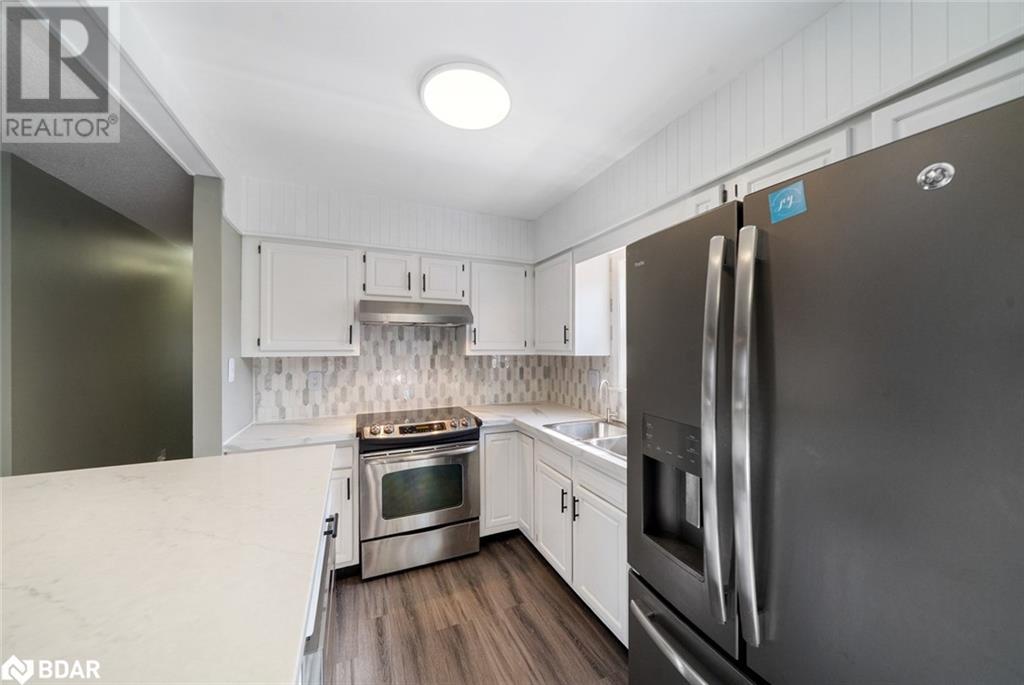 Photo 22 of 62 Riverdale Drive, Wasaga Beach ON