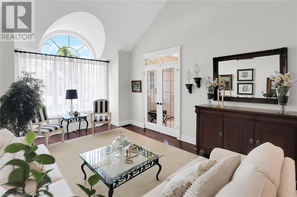 Photo 18 of 3623 Glen Elgin Drive, Lincoln ON