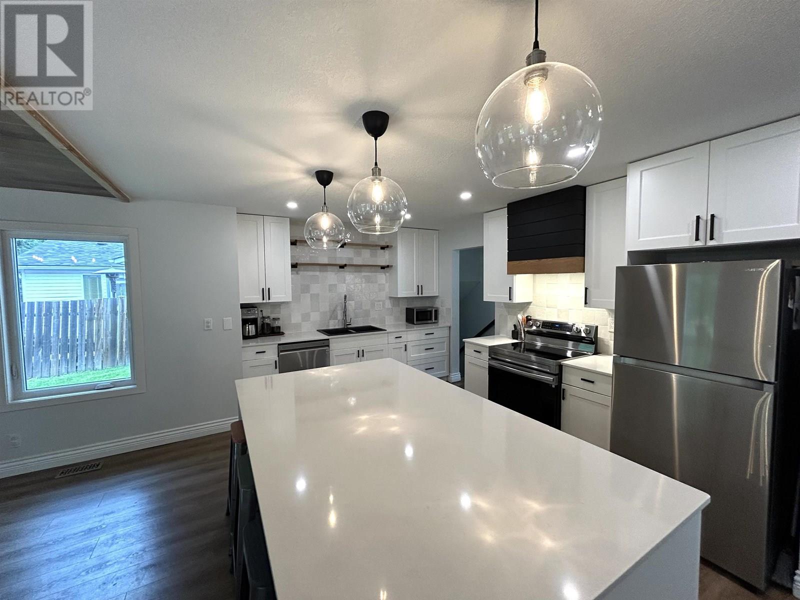 Photo 5 of 7559 St Kevin Place, Prince George BC