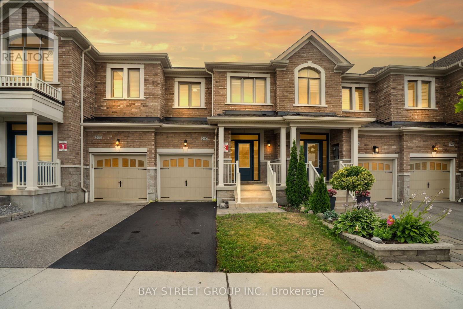 Photo 1 of 2487 Hibiscus Drive, Pickering ON