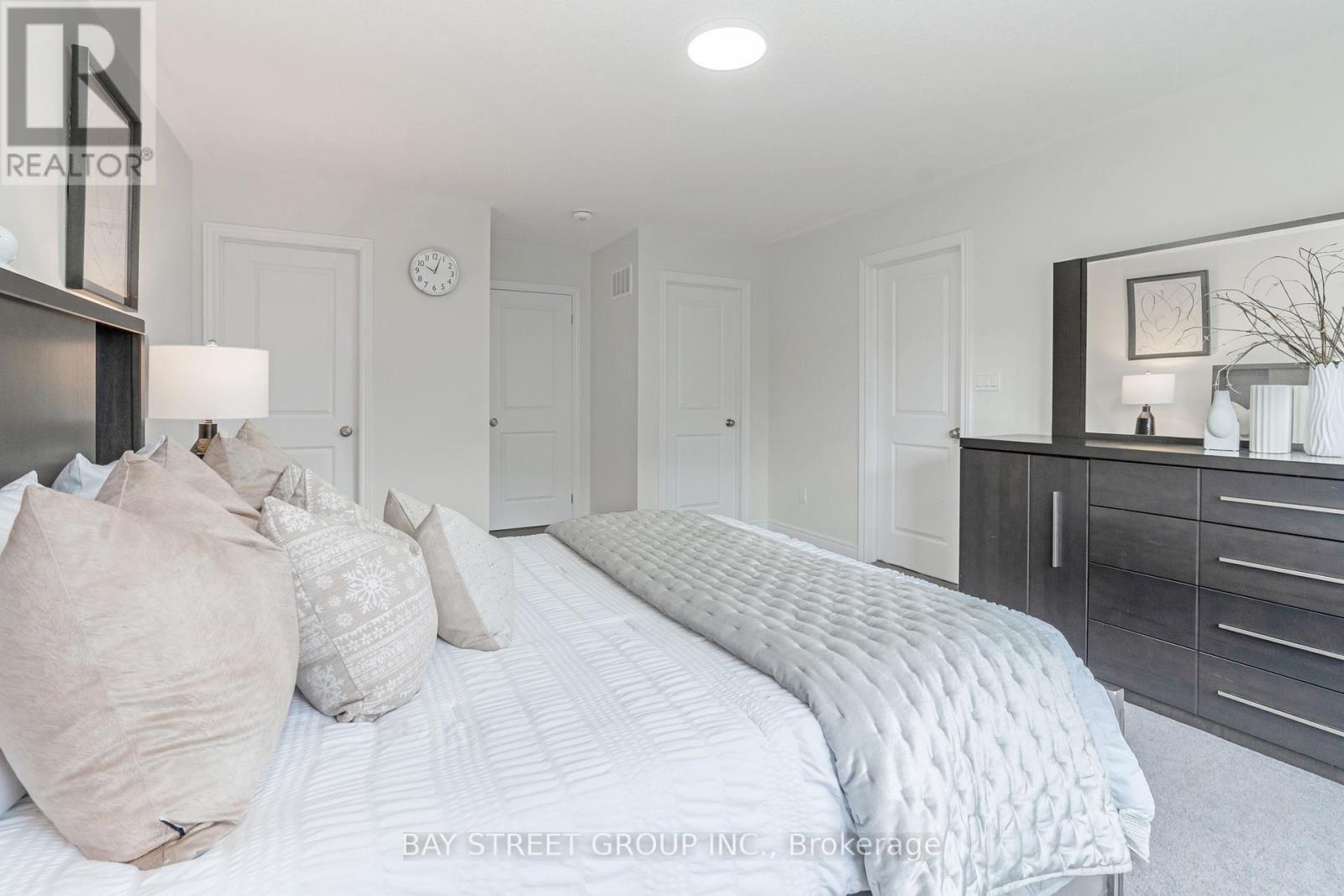 Photo 25 of 2487 Hibiscus Drive, Pickering ON