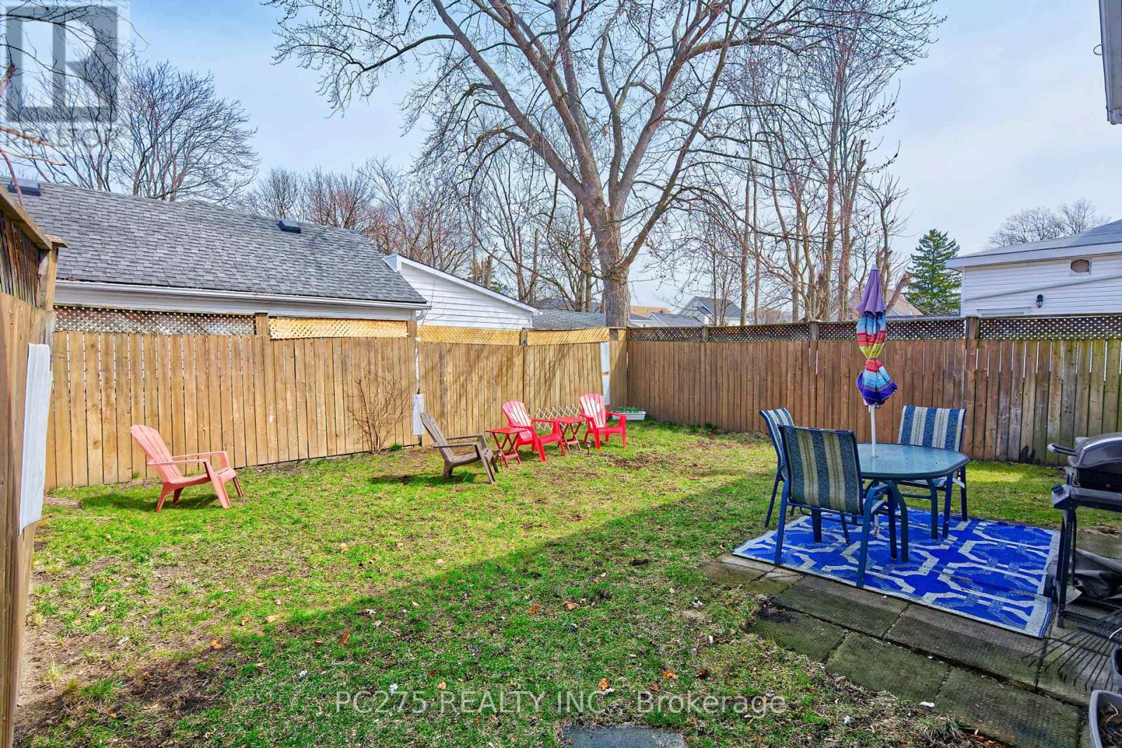 Photo 3 of 224 Maxwell Street, Sarnia ON
