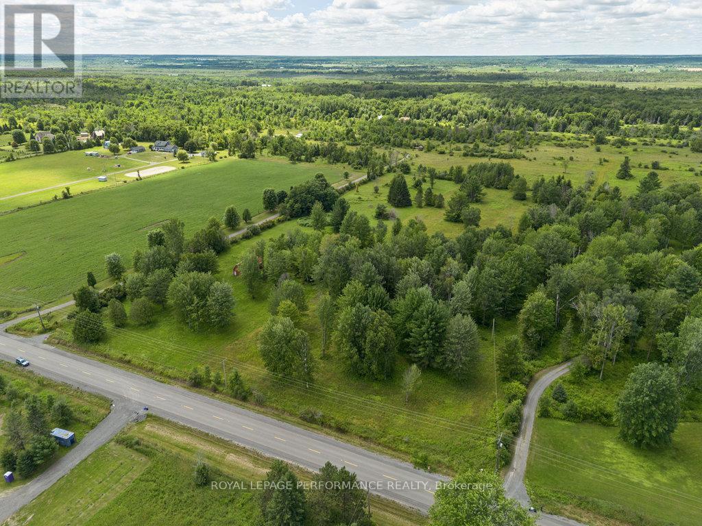 Photo 10 of 3117 Torwood Drive, Ottawa ON