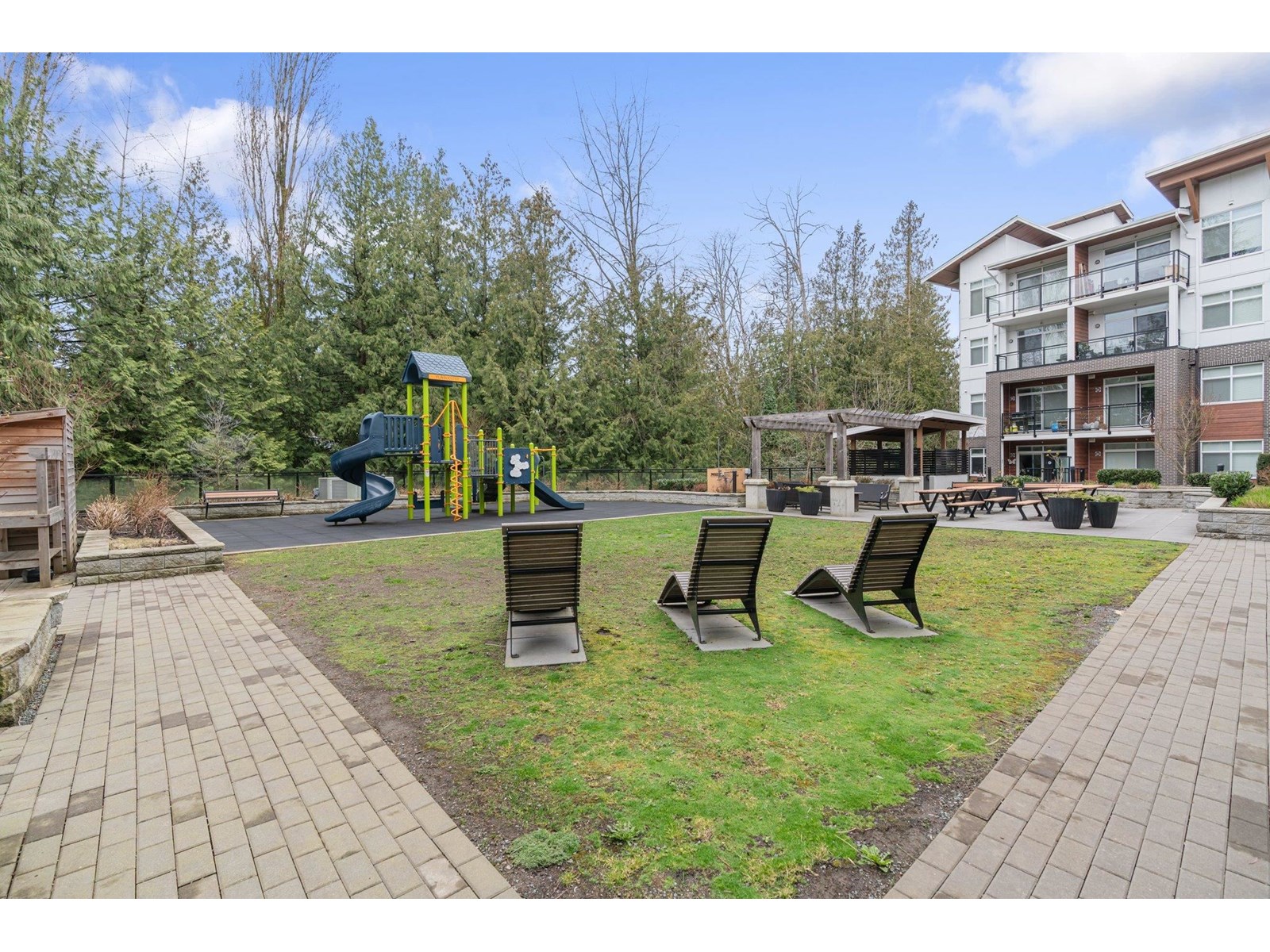 Photo 23 of 414 5415 Brydon Crescent, Langley BC