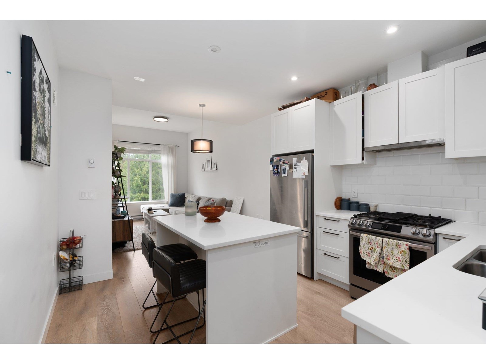 Photo 3 of 414 5415 Brydon Crescent, Langley BC