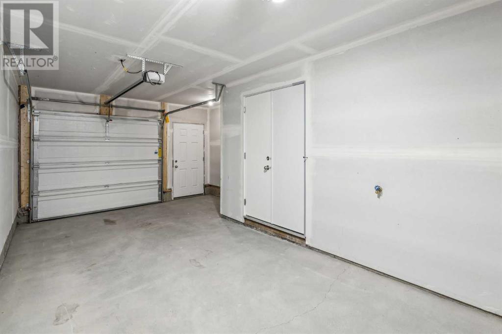 Photo 11 of 103 24 Rivercrest Drive, Cochrane AB