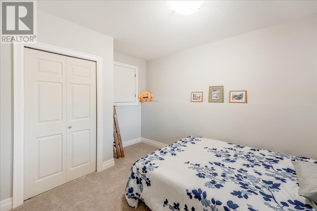 220 CHASE Road, Christina Lake