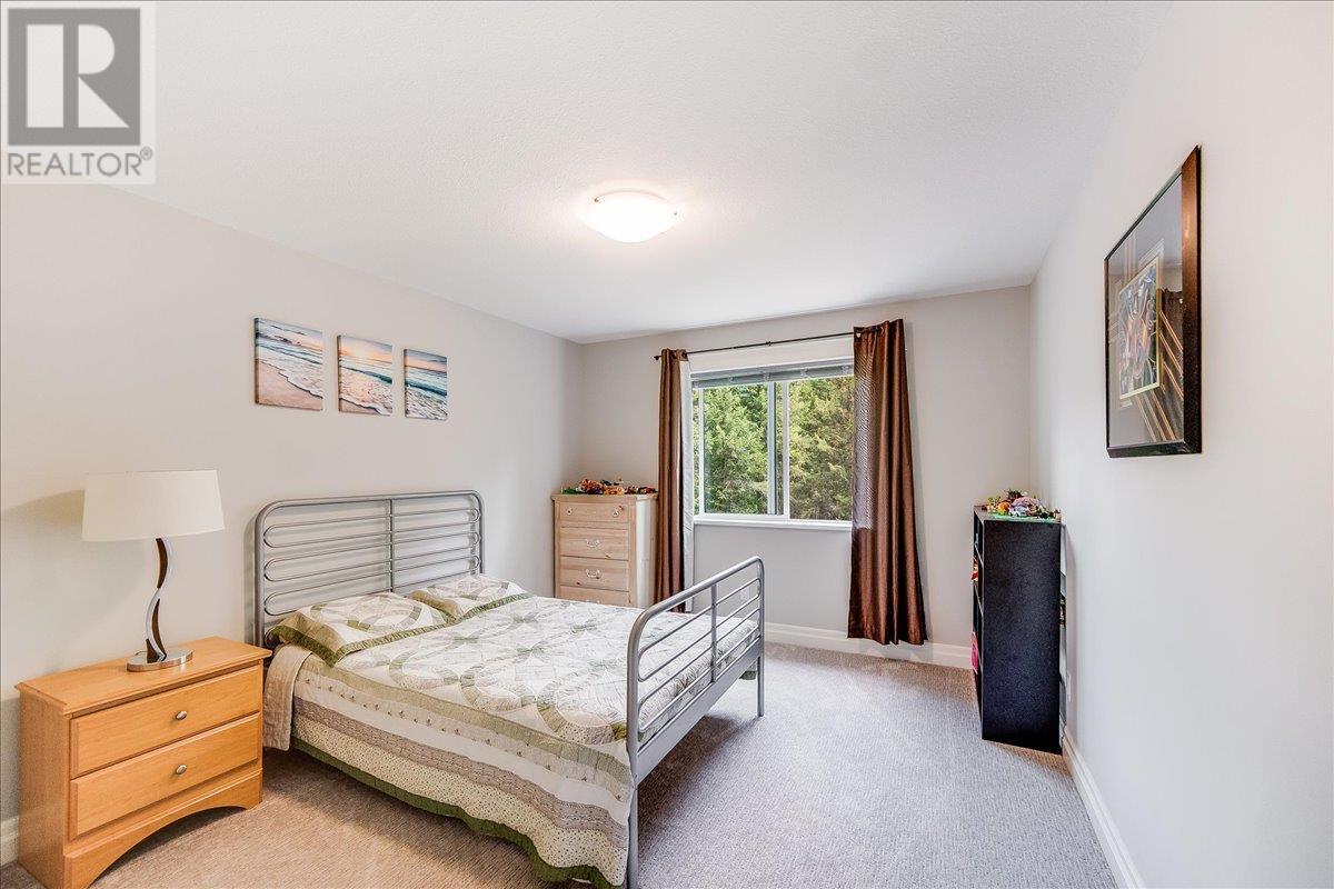 220 CHASE Road, Christina Lake