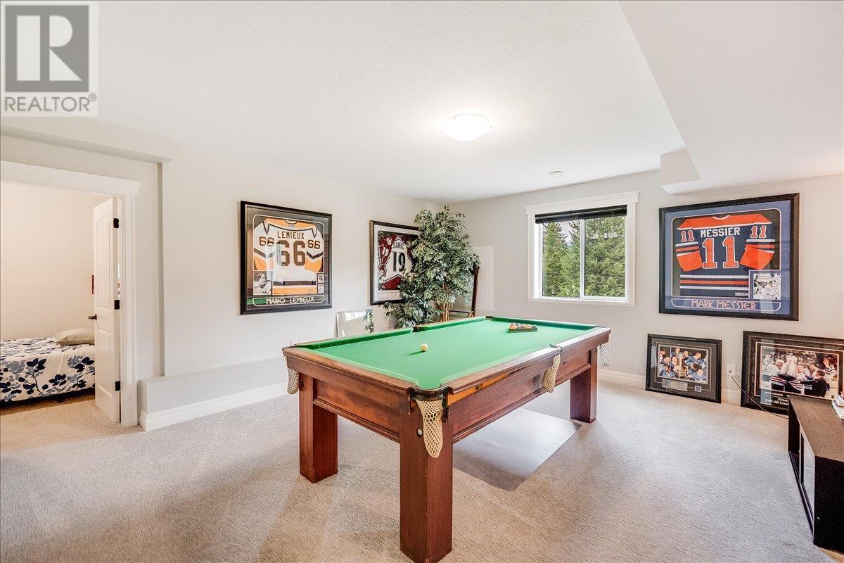 220 CHASE Road, Christina Lake
