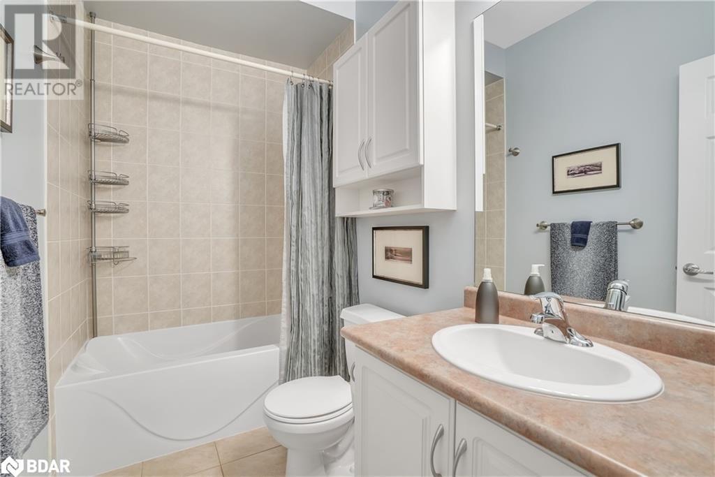 Photo 14 of 44 Starboard Circle, Wasaga Beach ON
