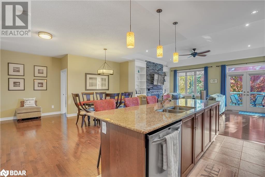 Photo 8 of 44 Starboard Circle, Wasaga Beach ON