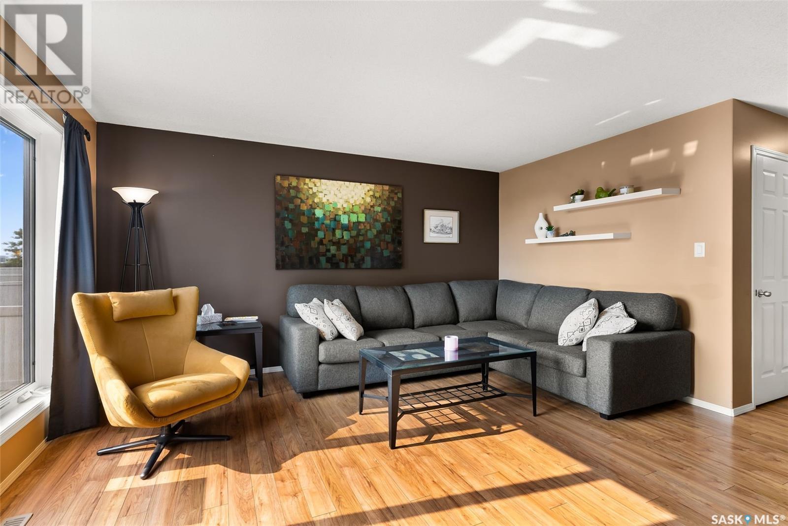 Photo 6 of 4331 Nicurity Drive, Regina SK