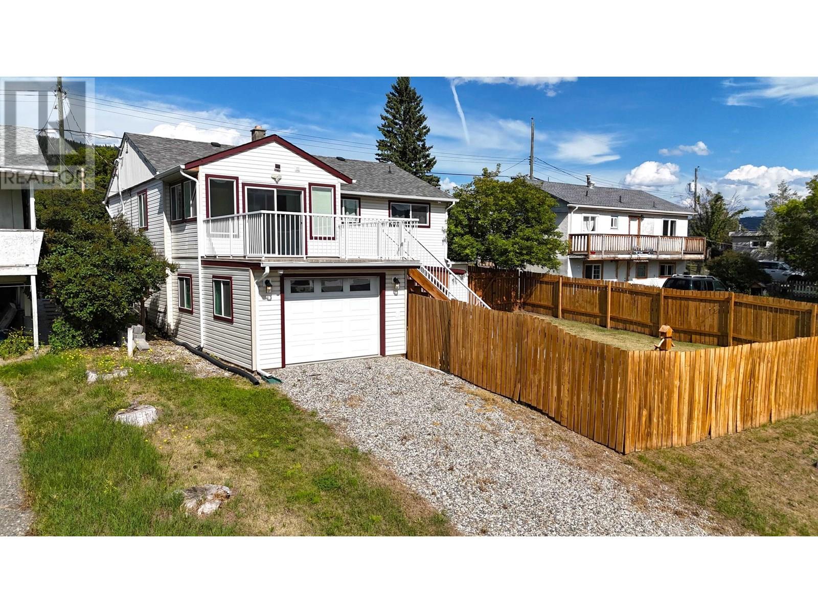Photo 3 of 643 Pinchbeck Street, Williams Lake BC