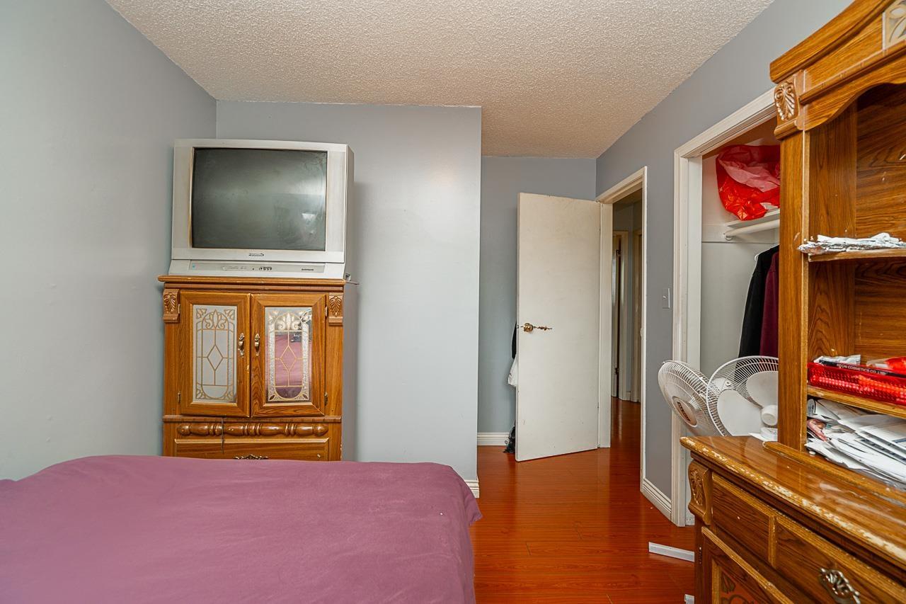 Photo 18 of 9303 Stuart Crescent, Surrey BC
