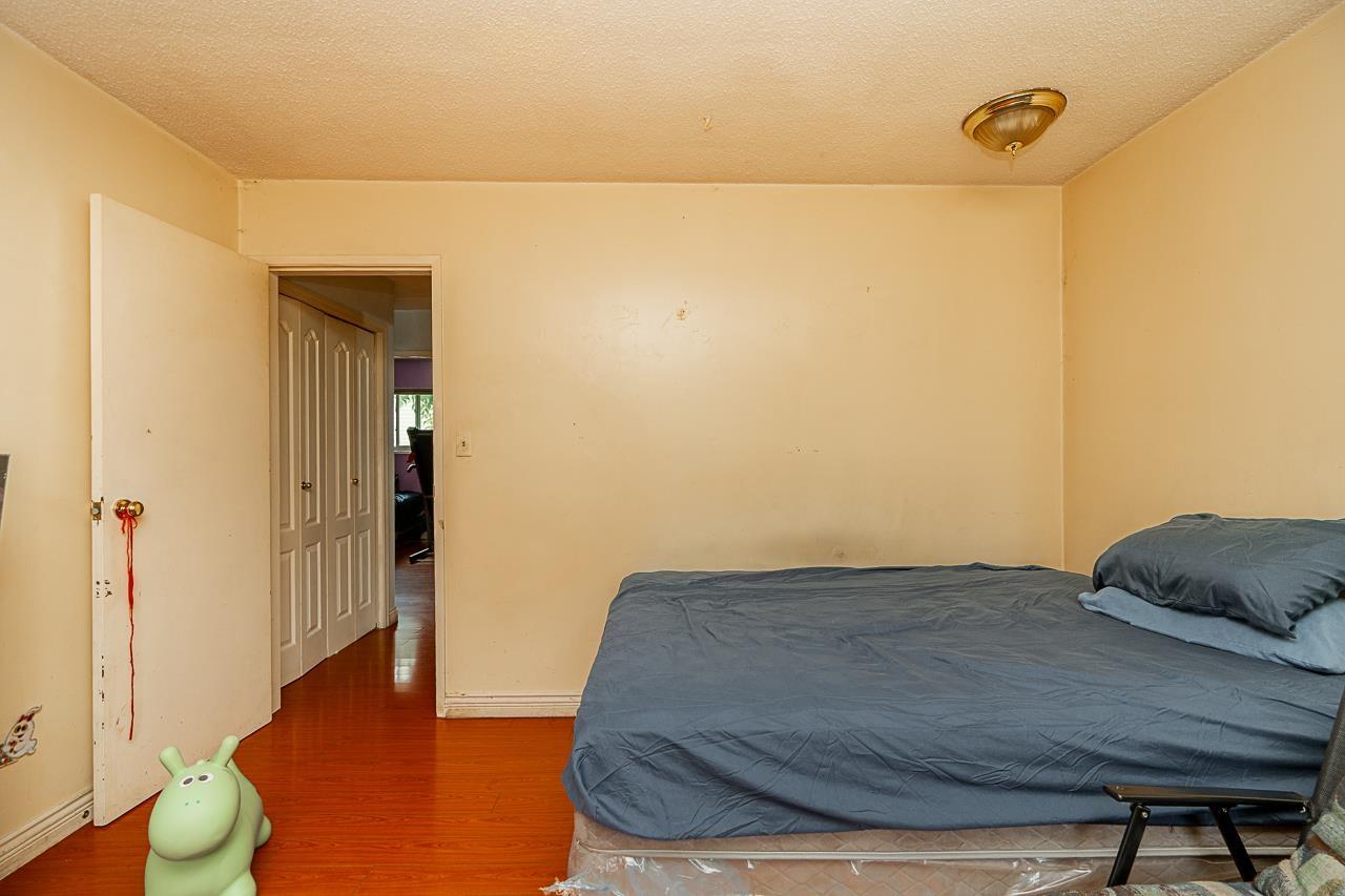 Photo 16 of 9303 Stuart Crescent, Surrey BC