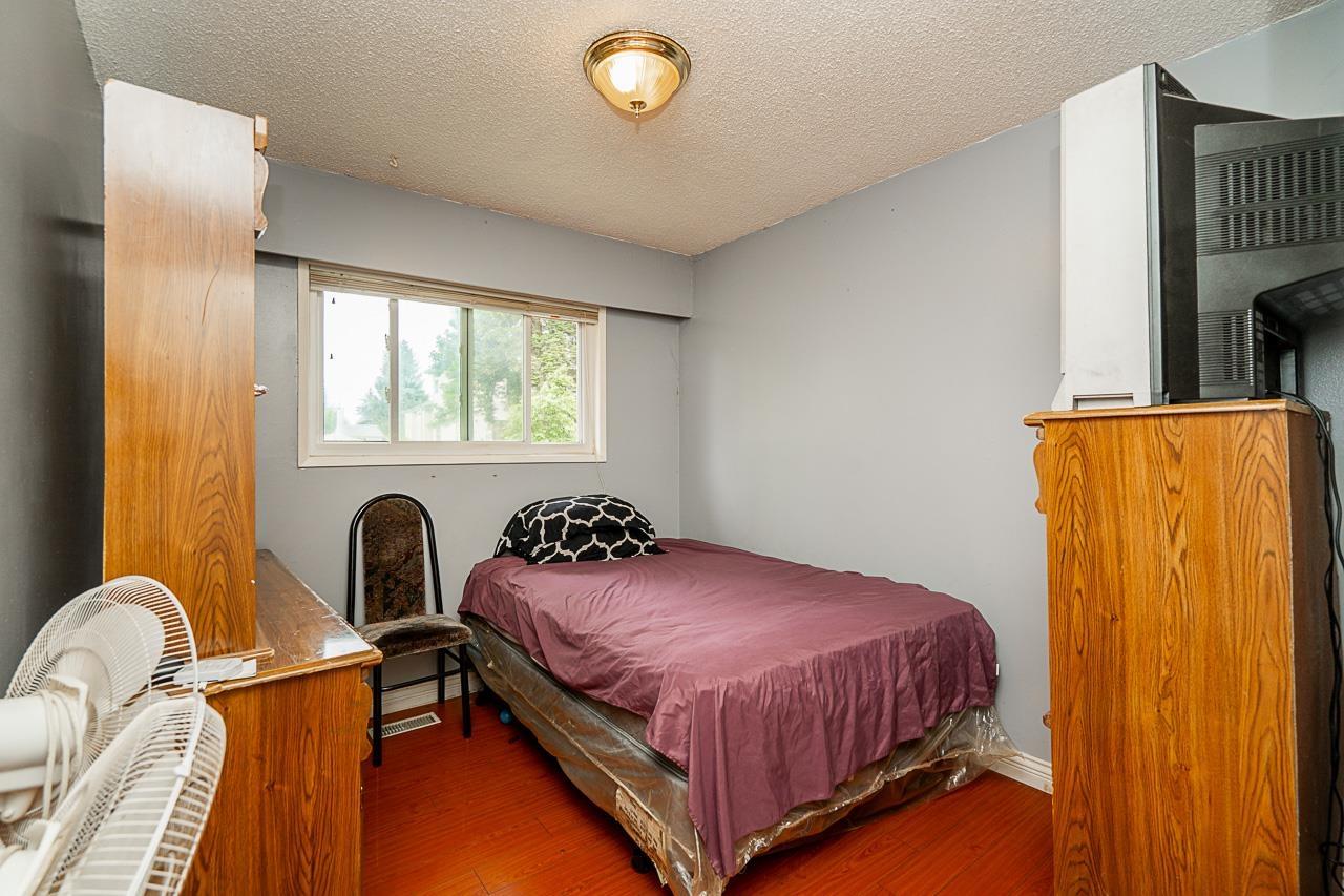 Photo 17 of 9303 Stuart Crescent, Surrey BC