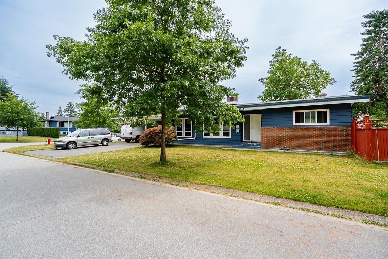 Photo 33 of 9303 Stuart Crescent, Surrey BC