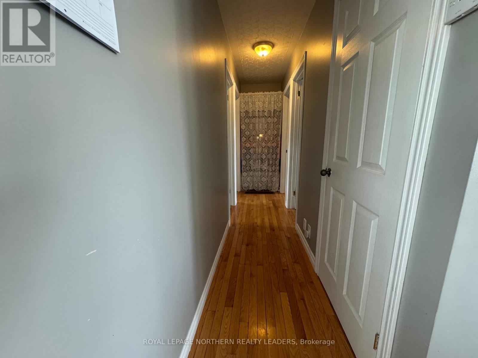 Photo 13 of 880 Park Avenue, Timmins ON