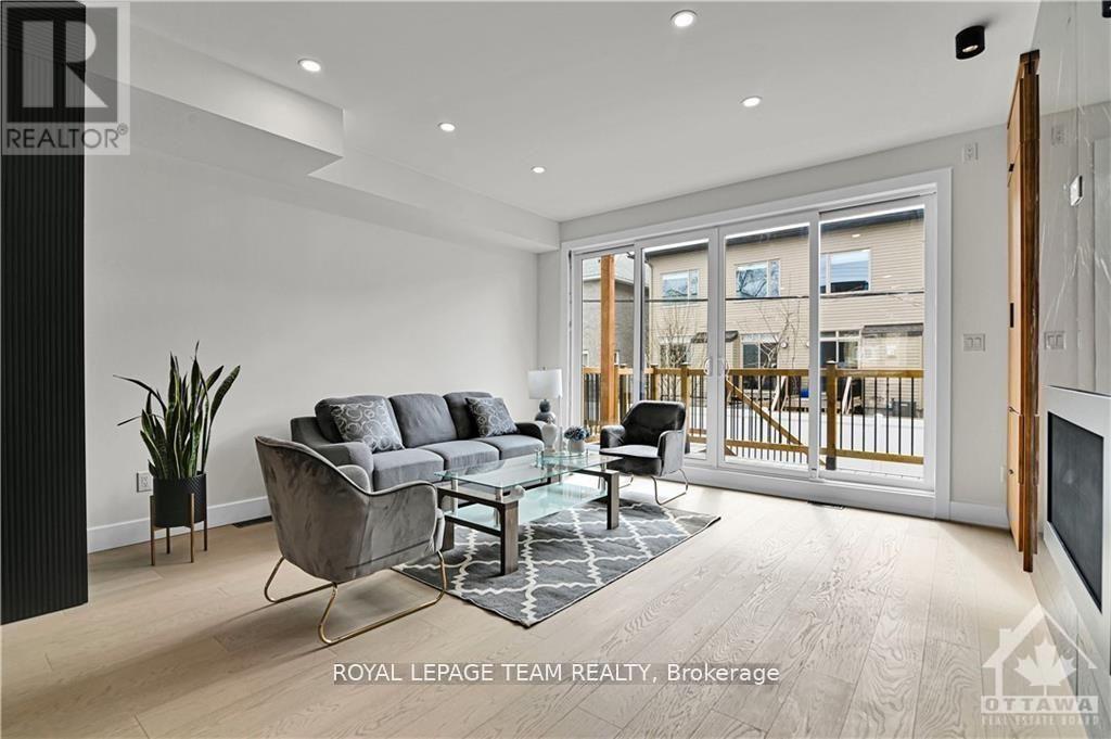 Photo 11 of 828 Alpine Avenue, Ottawa ON