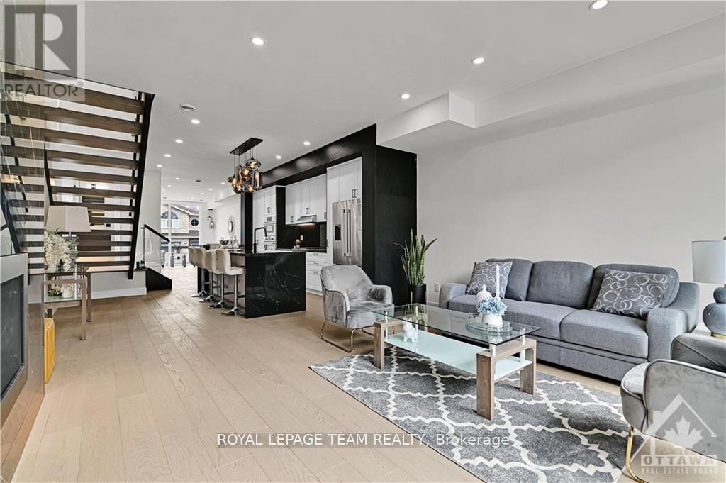 Photo 13 of 828 Alpine Avenue, Ottawa ON