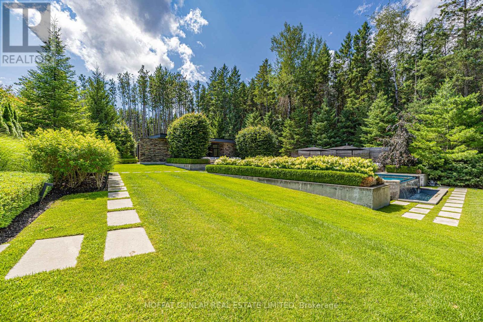 Photo 20 of 4780 Escarpment Side Road, Caledon ON