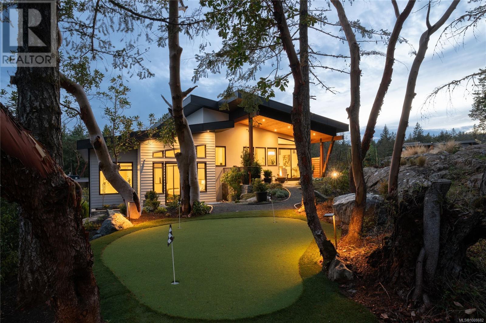 Photo 63 of 640 Medalist Ave, Colwood BC