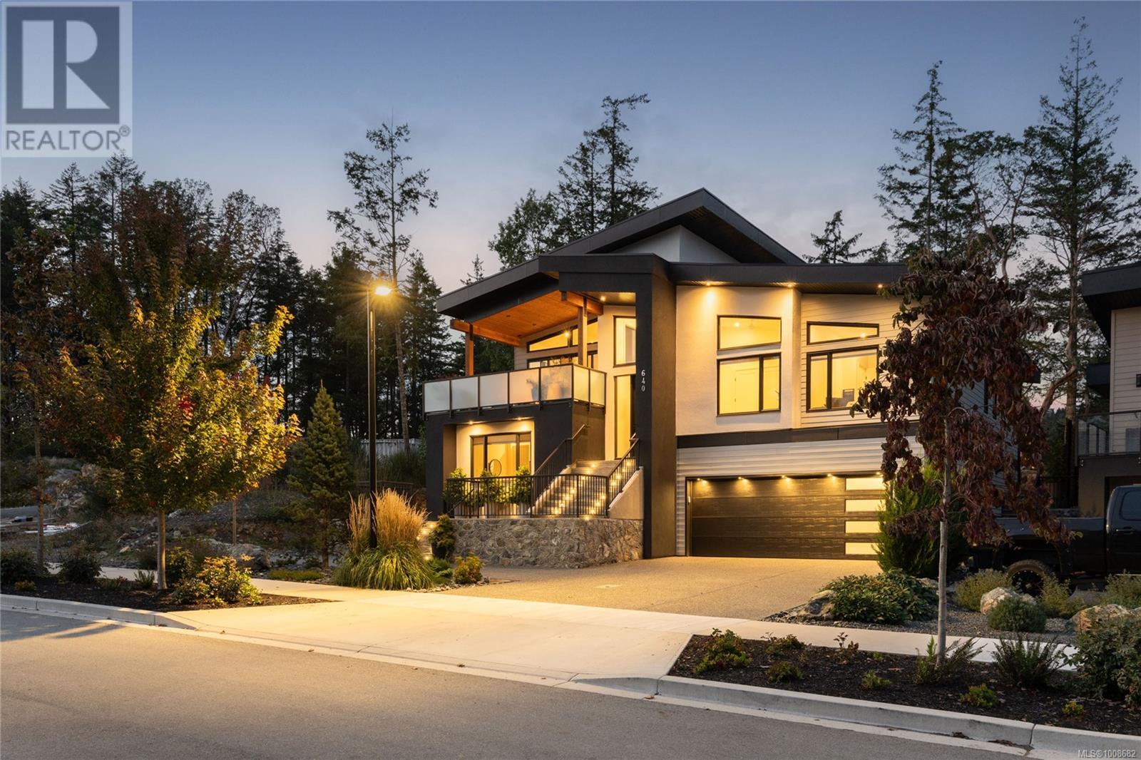 Photo 27 of 640 Medalist Ave, Colwood BC