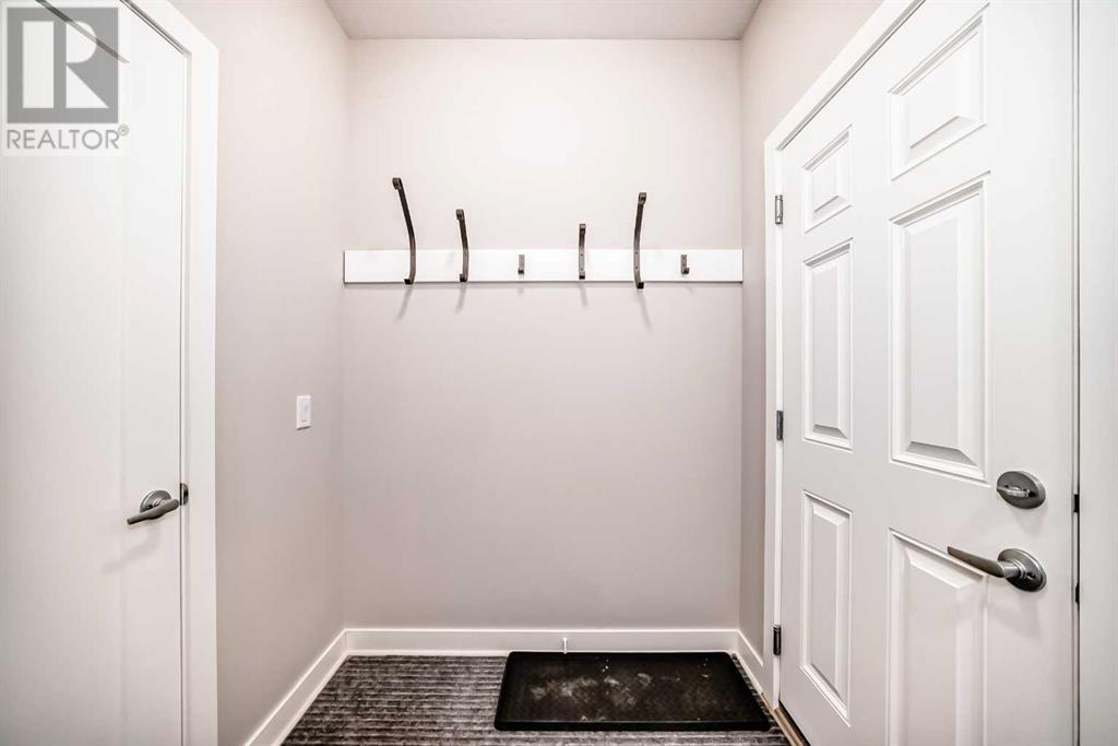 Photo 5 of 820 Hampshire Crescent Ne, High River AB
