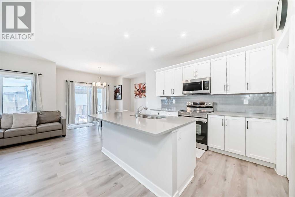 Photo 9 of 820 Hampshire Crescent Ne, High River AB
