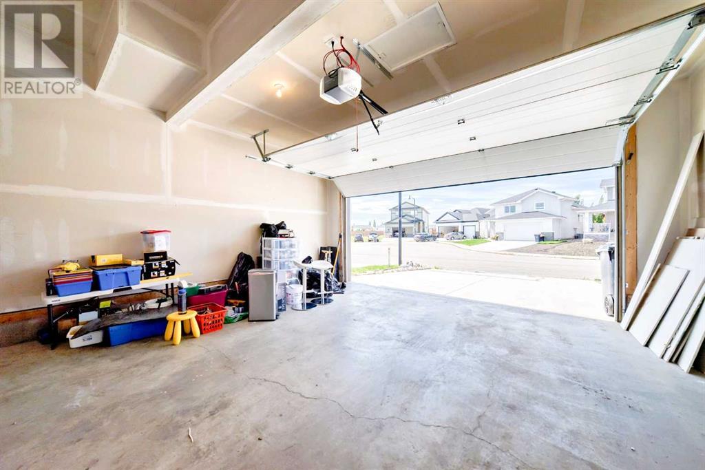 Photo 42 of 820 Hampshire Crescent Ne, High River AB