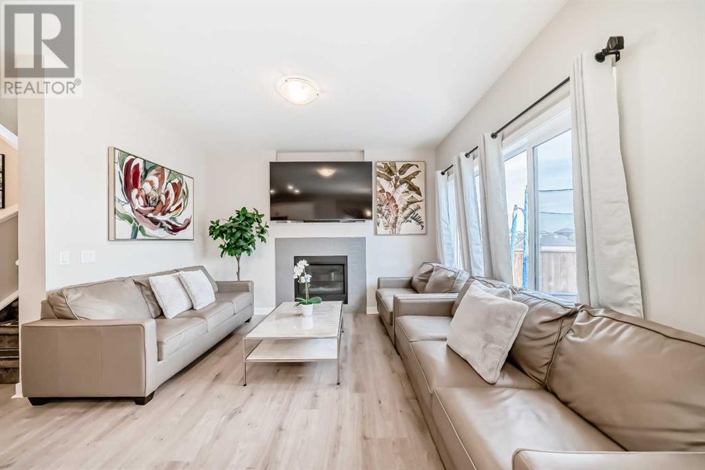 Photo 7 of 820 Hampshire Crescent Ne, High River AB