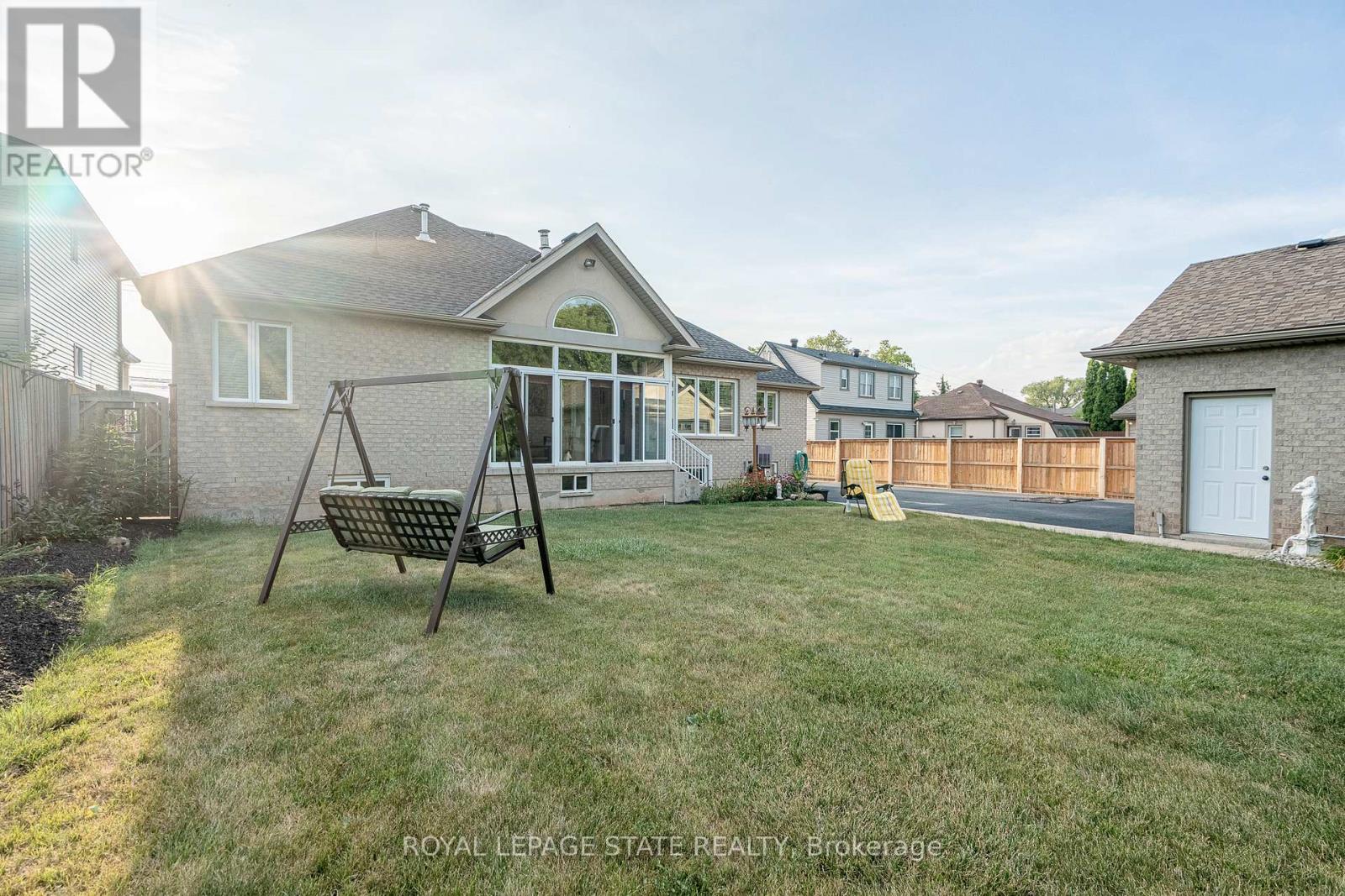 Photo 48 of 198 Gray Road, Hamilton ON