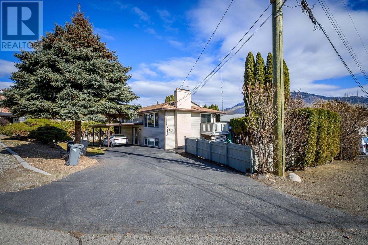 Photo 24 of 1612 Sheridan Drive, Kamloops BC