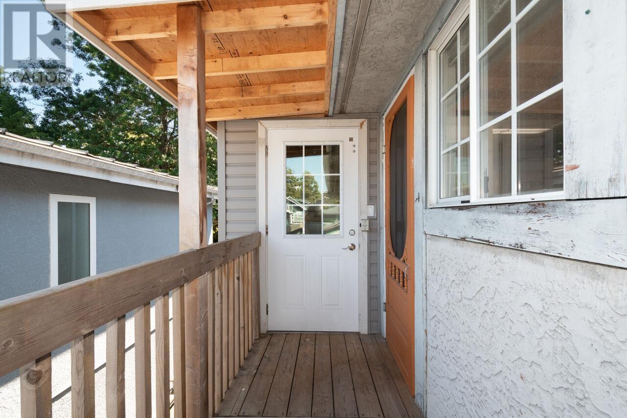 3494 LAUREL STREET, Vancouver