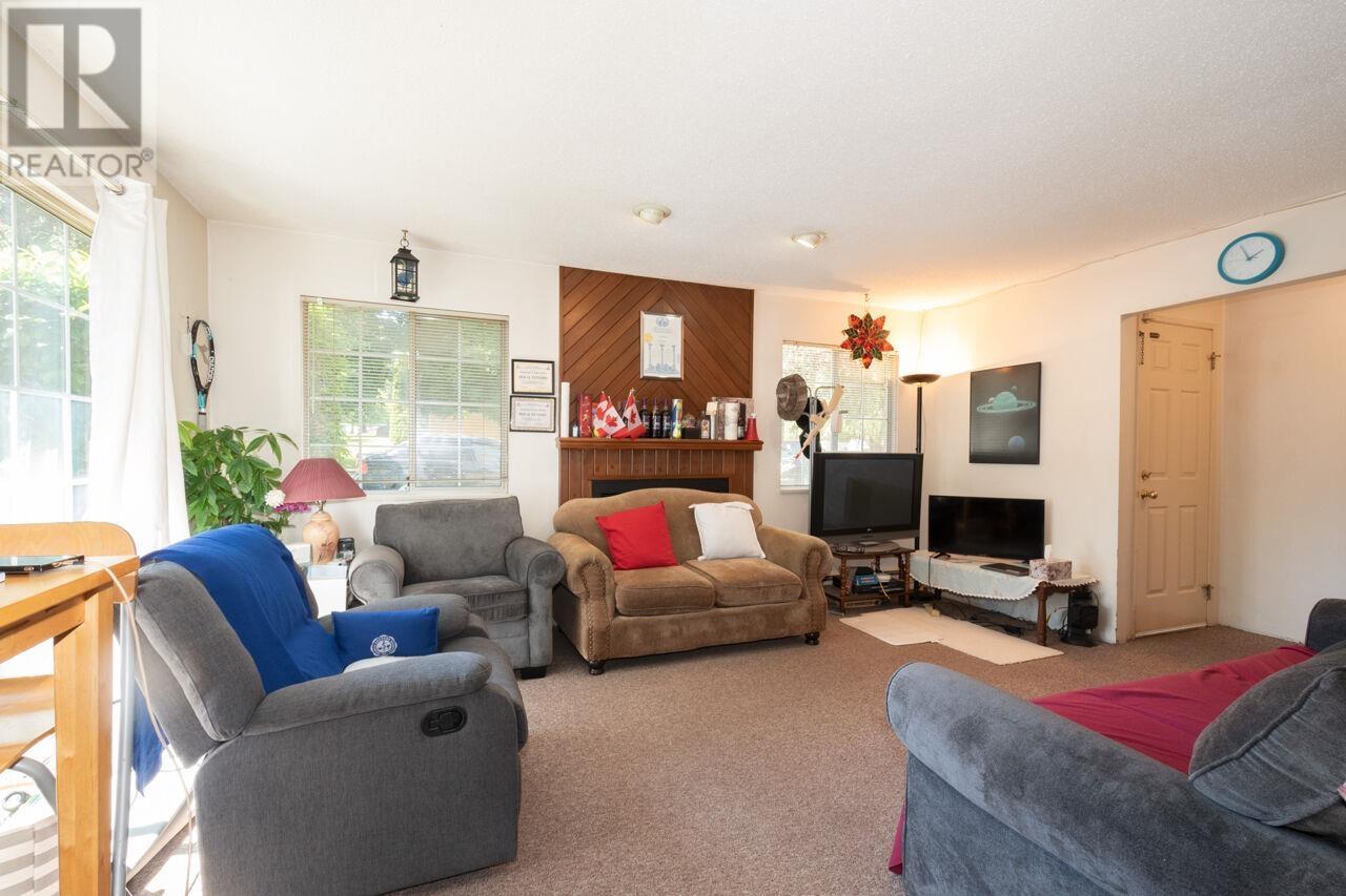 3494 LAUREL STREET, Vancouver