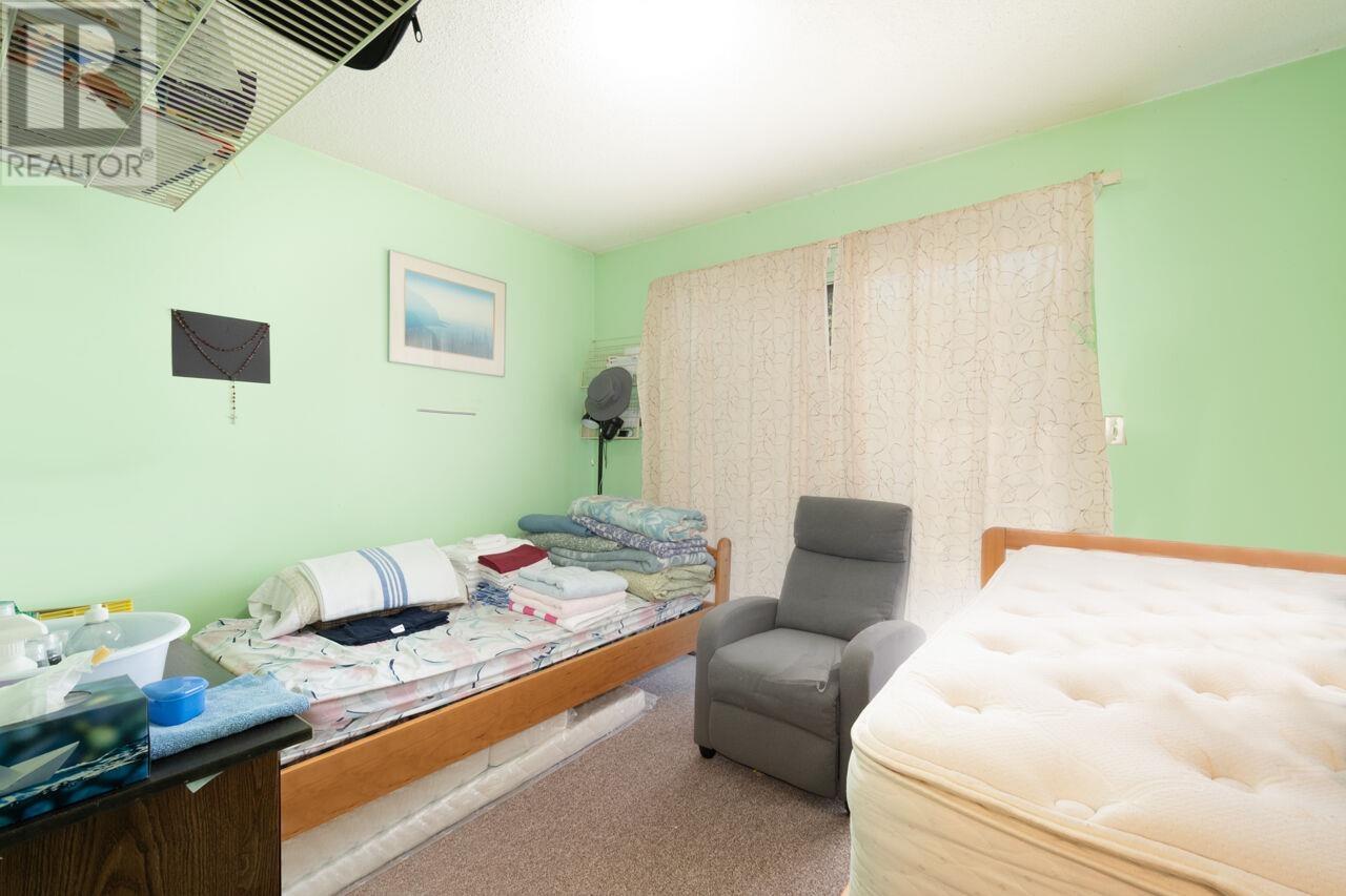 3494 LAUREL STREET, Vancouver